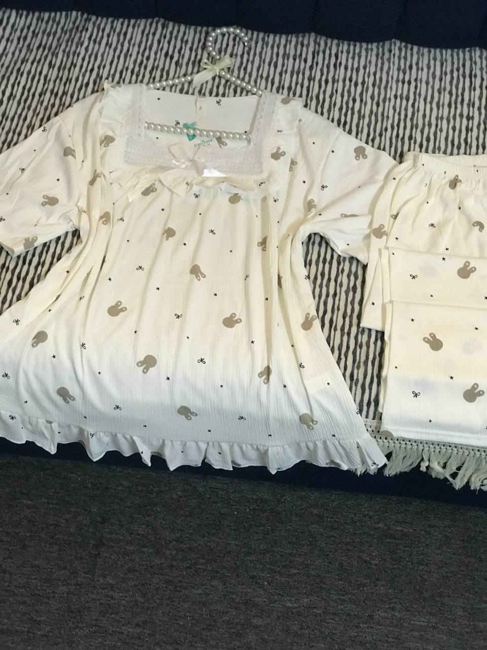 اخر قطعتين من هذا التراك الجميل 
قياس XXl
سعر 13


**إذا كنت صاحب هذا الإعلان وتريد حذفه لأي سبب، رجاءا أرسل رسالة إلى الدعم الفني**