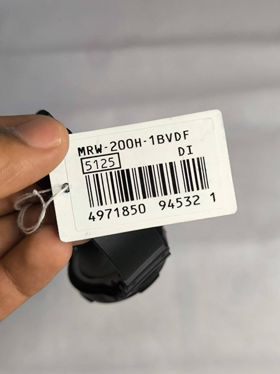 كاسيو CASIO اصلي ضمان دولي
تحفة فنية
لمحبي الساعات العمليه المتينة
مكينة كوارتز ياباني 
ميناء اسود فخمة مزودة بمنفذ تاريخ شهري واسبوعي 
فول لامينوس اميال وارقام 
زجاج معدني ضد الخدس 
مقاومة ماء 100 متر 
مقاومة لضروف العمل 
سير ربل طبي ضد البكتيريا وتجمع الاوساخ 
علية ضمان دولي لمدة سنة 

⚠️ملاحظة متوفر قطعة واحدة فقط 

السعر :- 60 الف ع اول تم 
السعر غير قابل للتفاوض 
للحجز والاستفسار يرجى مراسلة الصفحة


**إذا كنت صاحب هذا الإعلان وتريد حذفه لأي سبب، رجاءا أرسل رسالة إلى الدعم الفني**