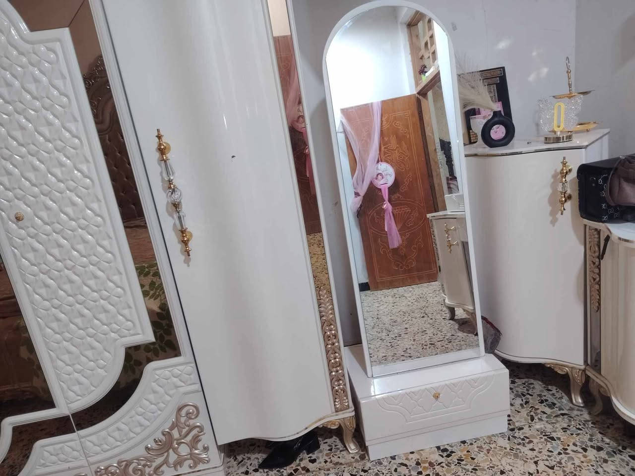 غرفه تركيه 10قطع فول نضافه بيها اضويه وجرارات كامله وكل ضرر مابيه توب حتى ثكيله محشايه تركيه توب سعر مليون قفل. عنوان كوت فلاحيه


**إذا كنت صاحب هذا الإعلان وتريد حذفه لأي سبب، رجاءا أرسل رسالة إلى الدعم الفني**