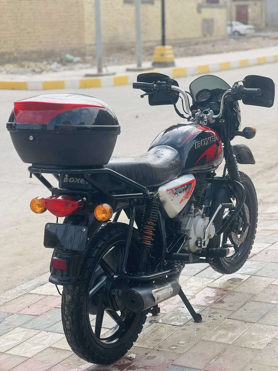 سلام عليكم دراجه بوكسر 2023دراجه نضيفه مفتوحه ولفات وبستم سعر 1350بيهه مجال مكاني ناصريه مركز ***********
