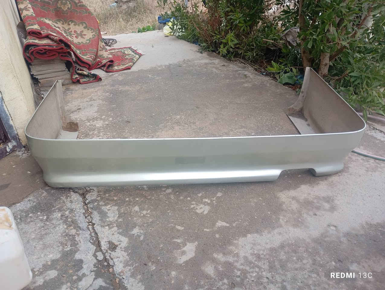 لحيه ملكه+سبايدر جنطه للبيع مكاني كربلاء الحسينية ***********
***********
