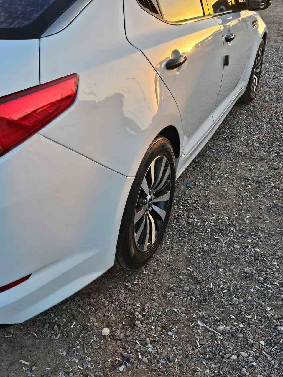 السلام عليكم كي فايف موديل 2013 وارد كوري السياره كفاله عامه ما عدا زروف التكسي فقط السياره حداديه تبريد تخم تاير كير مكينة كله جاهز مكينه حجم 2000 CVVL خطين محور خط واحد رقم بصره الجديد( R 14) مرحله وكامله سنويه لغاية 2029 مواصفات السياره تحكمات ستيرن شاشه كامره خلفيه نضام ايكو اقتصادي اواكس ويل كروم تبريد امامي خلفي امرايات شفط بيه هواي مواصفات معروفة السعر 125 وبيه مجال قليل للشراي رقم الهاتف *********** العنوان البصرة القبله حي المهندسين ( السياره جديده جدا وما متعوبه )
