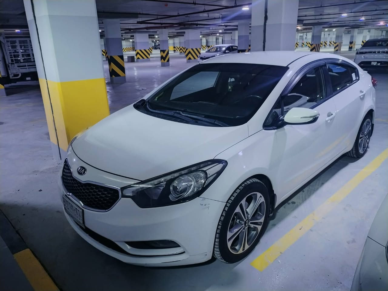 سيراتو ٢٠١٤
محرك دوش ١٦٠٠ المرغوب
حساسات، كاميرا، اشاير بالمري المكان بغداد الكرخ مكفوله من الصيغ والبارد رقم الهاتف ***********
