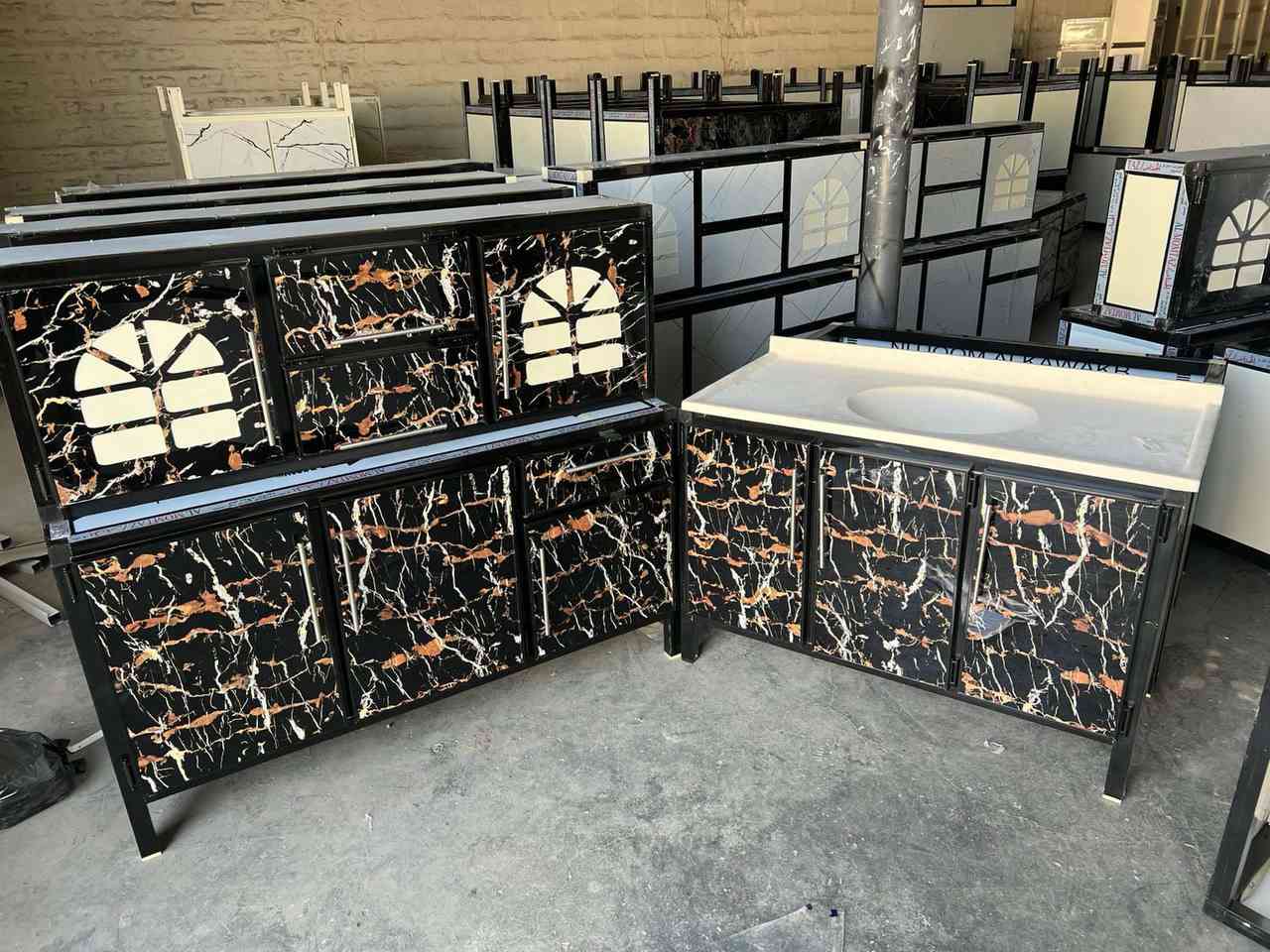 كاونتر مترونص ارضي.وملحق مترونص وسنك متر و20سم . 

السعر  230

توصيل داخل بغداد  فلوجه مجاني

كربلاء بابل نجف ديواينه توصيل 10

رمادي توصيل 15 

مركز صلاح الدين واسط. _ توصيل 25)

اطراف واسط 50 
ديالى 35 
عماره سماوه ناصريه بصره 35


**إذا كنت صاحب هذا الإعلان وتريد حذفه لأي سبب، رجاءا أرسل رسالة إلى الدعم الفني**