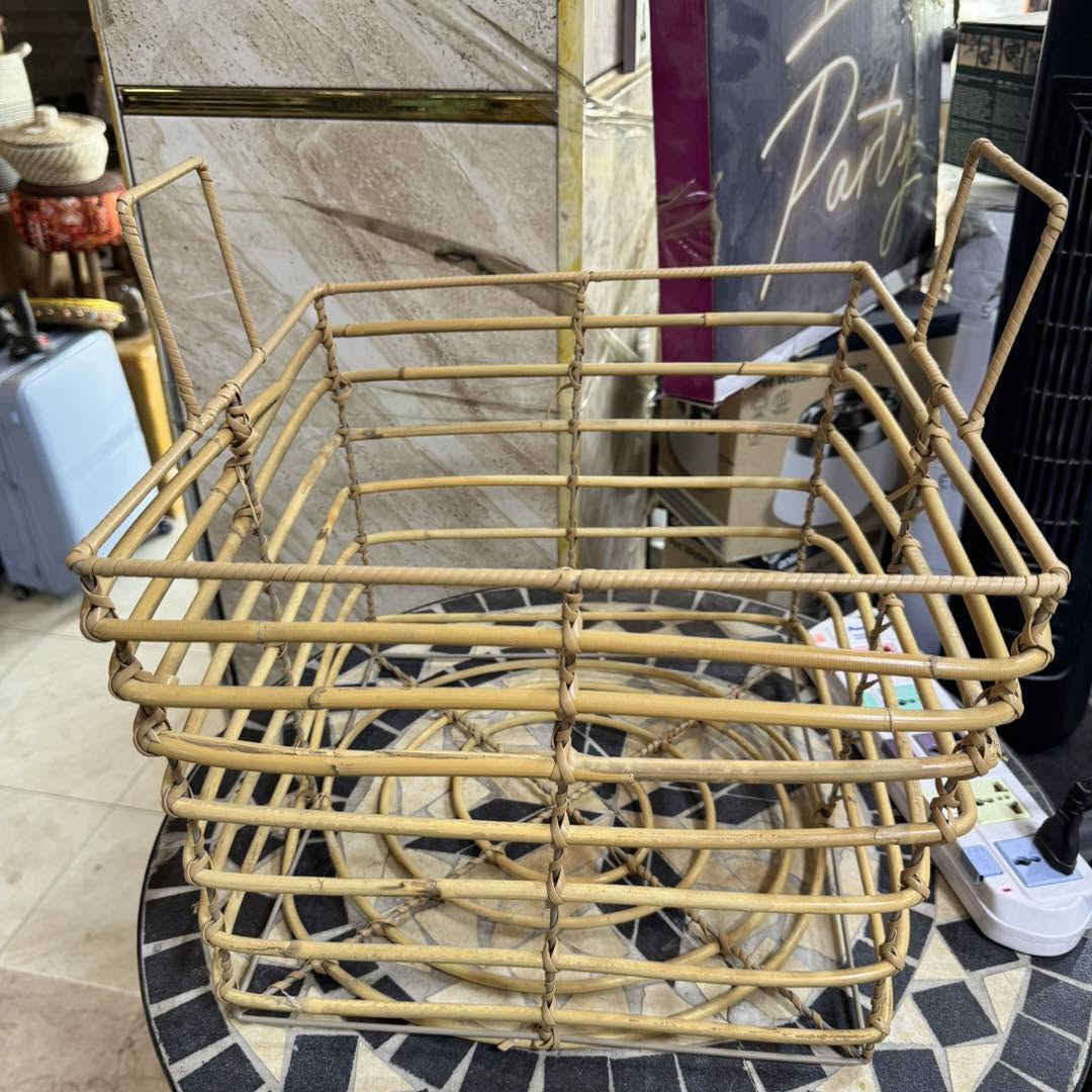 #جديد 🛍️🔥🔥
سوالف خوص 😍👍🏻باسعار مناسبة (عمل يدوي) 
خدمة التوصيل متوفرة لجميع المحافظات  #معرض_المعملجي_البيت_الالماني #العنوان_شارع_سيد_جودة_عمود_1400


**إذا كنت صاحب هذا الإعلان وتريد حذفه لأي سبب، رجاءا أرسل رسالة إلى الدعم الفني**