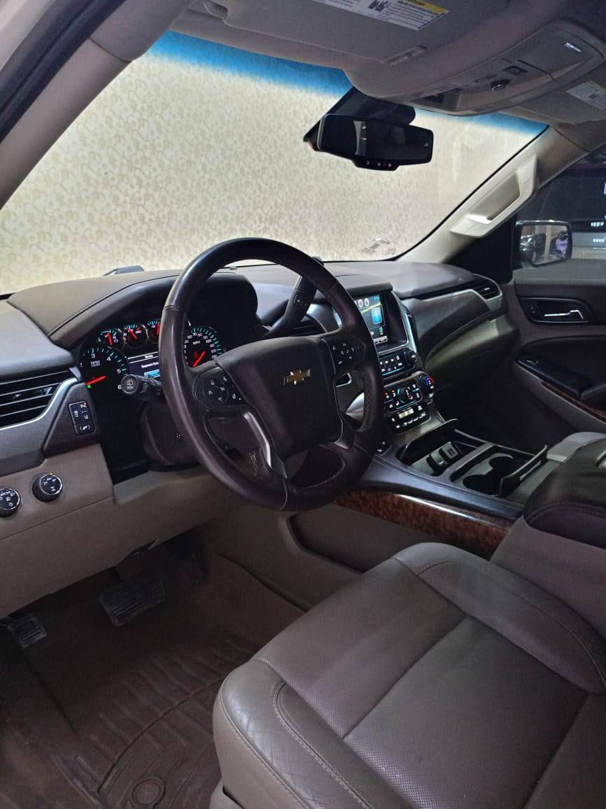 السلام عليكم تاهو 2015 LTZ  
فول مواصفات السياره بيها صبغ 4 قطع ابيعلك احزام .
اكفلك كير ومكينه 
رقم واسط مميز يوم الاحد تستلم لوحات نكليزي الجديد.
مكانه كوت مركز مدينه 
السعر 250 قفل وماعتقد اكو هيج سعر ! 
***********
