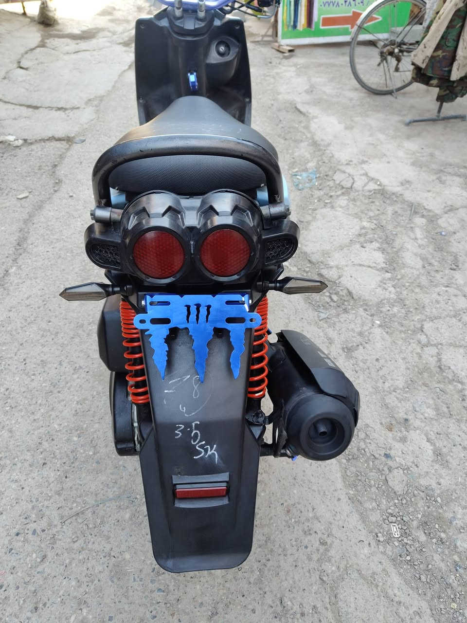 سلام عليكم سكنس جبلي للبيع دراجه بلادي تزويد  نعومه شلعه معدل خير من الله 
مكاني ديالى بعقوبه

***********
