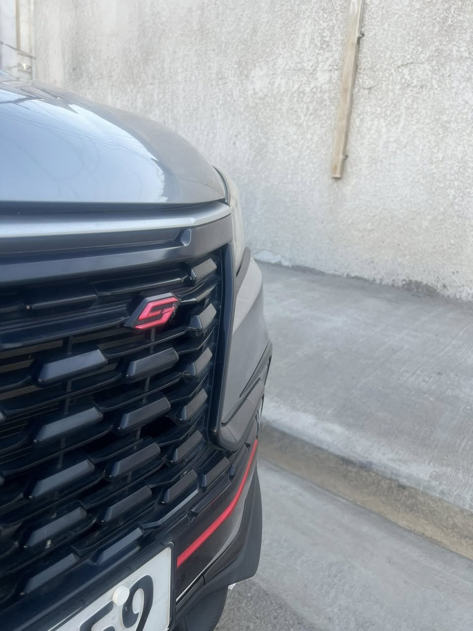 السلام عليكم
شانجان سي اس85 فول مواصفات 1/1 للبيع او مراوس حسب القناعة
موديل 2023 
ماشية23 الف كيلو
محرك حجم 2.0 توربو يعمل بالبانزين العادي 
كير 8 نمر AT

4 انظمة قيادة (ايكو-نورمال-سبورت-انفيدڤل)

المواصفات :
فتحة سقف بانوراما 
بصمة تشغيل 
بصمتين ابواب 
صندوق بصمة + كهرباء 
مري كهرباء وقلابه عند الرجوع للخلف 
ليد  ترحيب شعار سي اس 75 ضوئي مع المرايا 
كاميرات محيطية 
داش كام بذاكرة 64 گيگا 
تشغيل عن بعد
ركن ذاتي عن طريق البصمة 
تقديم السياره وترجيعها عن بعد عن طريق البصمة 
تبريد منفصل وقطعتين امامي وخلفي 
شاشة دجتال متصله 
ليدات محيطية بالداخل متغيرة الألوان عن طريق الشاشة 
فول سستم ايرباك 
حساسات امامية 
حساسات خلفية 
رادار امامي وجانبي وخلفي  
كشنات جلد + كهرباء + تبريد مقاعد 
كشن السائق خزن ميموري 3 وضعيات
ليدات زنون 
ليد خلفي 
قيادة ذاتية 
نظام نزول منحدرات 
نظام الحفاظ على المسار 
اطفاء ذاتي عند الوقوف 
اوتو هولد

ملاحظة بيها فقط الرادار الأمامي نقص 

رقم اربيل  ب اسمي 
كفالة عامة السياره بدون صبغ بدون تبديل بعدها بوضع الشركة 

السعر170$ وبيها مجال 

***********

العنوان بغداد /الكرخ
