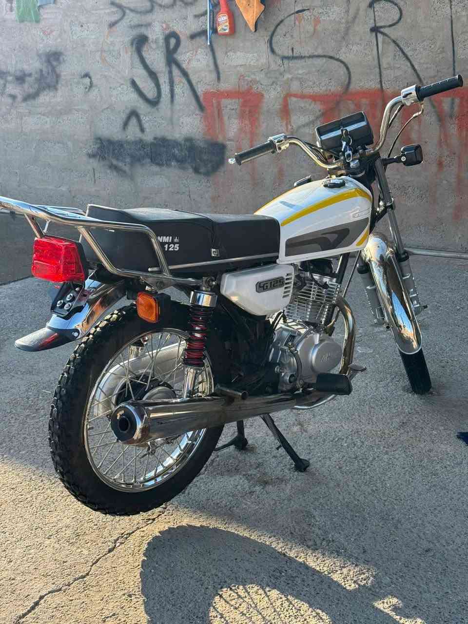 السلام عليكم ماطور اربعه كير موديل 25 للبيع محرك نضيف ماطور نشط السعر 525 وبي شراي تعال خاص جماعت 350 لحد يلفي خاص


**إذا كنت صاحب هذا الإعلان وتريد حذفه لأي سبب، رجاءا أرسل رسالة إلى الدعم الفني**