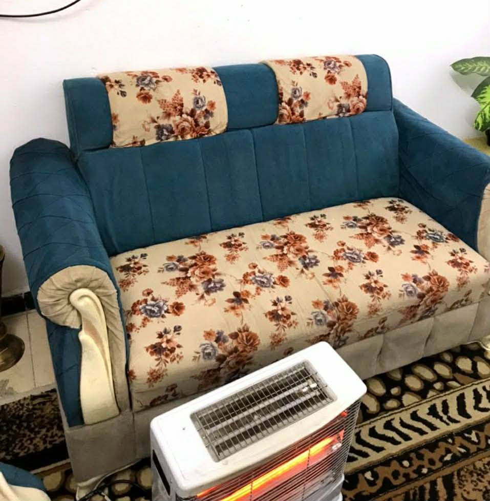 يالله.💜 مودرن تركي  عشررر مقاعد. تزززكام ثقيل جداً جداً. 
خالي من اي ضرر مابي سعره ٣٧٥ مجال قليل جدا


**إذا كنت صاحب هذا الإعلان وتريد حذفه لأي سبب، رجاءا أرسل رسالة إلى الدعم الفني**