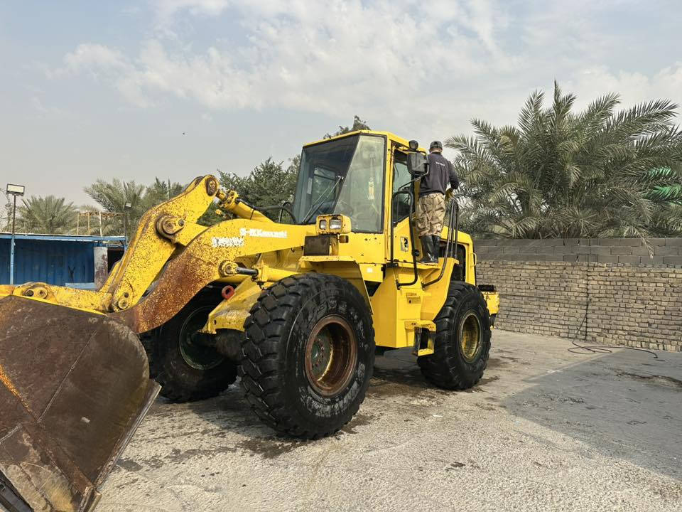 شفل كاوسكي. للبيع حجم 65رقم  بغداد إنكليزي.  الاتصال ***********
