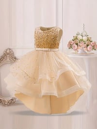 شلعة ملابس • ٢٠قطعة • جديد