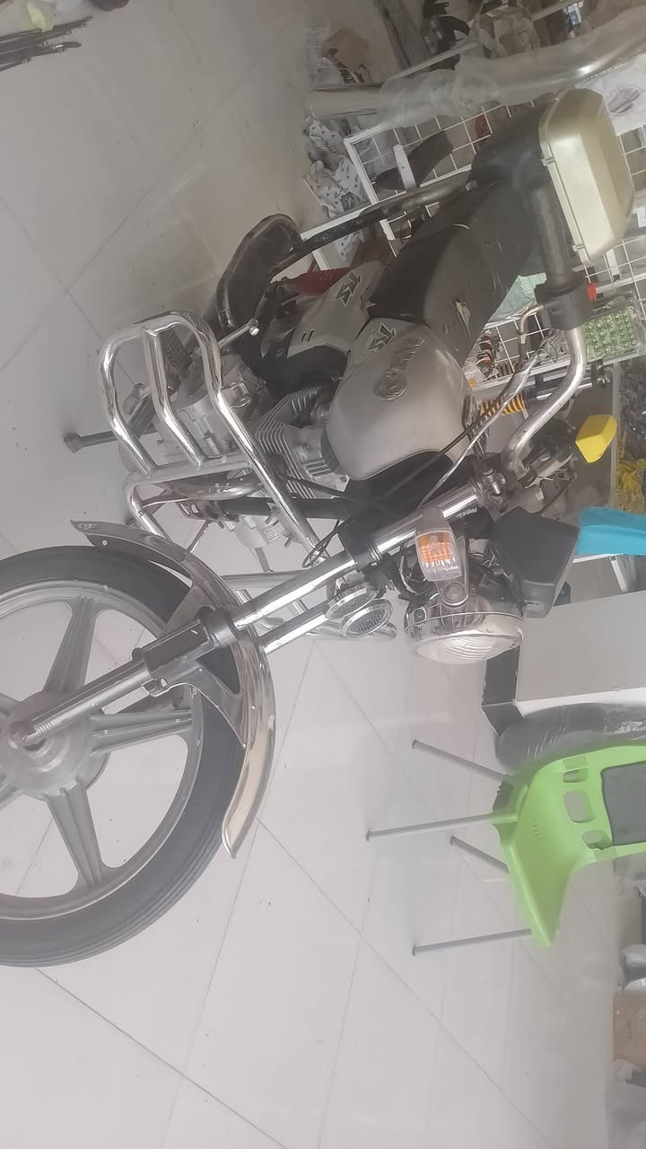 فيوم سنويه راعيها ما اندله
بيها مكينه بلجيس  السعر325
اتصل***********
