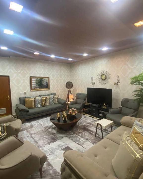 ♦️♦️تم تخفيض السعر♦️♦️
{عنوان الفخامه}
{ دار للعوائل الكبيره}

دار للبيع 400 متر واجه 20 متر طابقين طابو صرف موقع مميز جداً جداً 

محتويات البيت/ 

طابق الاول/ غرفتين نوم و هول و استقبال و مطبخ حار و بارد و مخزن و كراج و حديقه و بير ماء و نضام دكتات و منضومه كامرات مراقبه 

طابق الثاني/ 4 غرف نوم و هول و صحيات و مخزن 

الموقع/ واحد اذار قرب مول السلام

السعر/ اضغط الرابط https://t.me/AlFayslrealestate***********/3369  
______

للاستفسار مراسله الصفحة على 
الرسائل الخاصه 

‌‎او الاتصال بالارقام⬇️📞
***********
***********

او زيارة ⬇️⬇️⬇️

(( مكتب الفيصل))

📍 كركوك/ نهاية شارع القدس /
(مجمع فلوريا) قرب من مصرف اهلي العراقي 

او 
مشاهده صفحات المكتب على 

(فيسبوك) https://www.facebook.com/profile.php?id=100066592845440&mibextid=LQQJ4d

(تلكرام) https://t.me/AlFayslrealestate***********

(انستكرام) https://instagram.com/al_faisal.iq

___
‌‎🏡 الفيصل للعقار_AL FAYSAL 🏡
‏AL-FAYSAL (Real estate & Contracts)

* نستقبل جميع عروضاتكم السكنية 🏠 والتجارية 🏡بكافة مناطق كركوك
