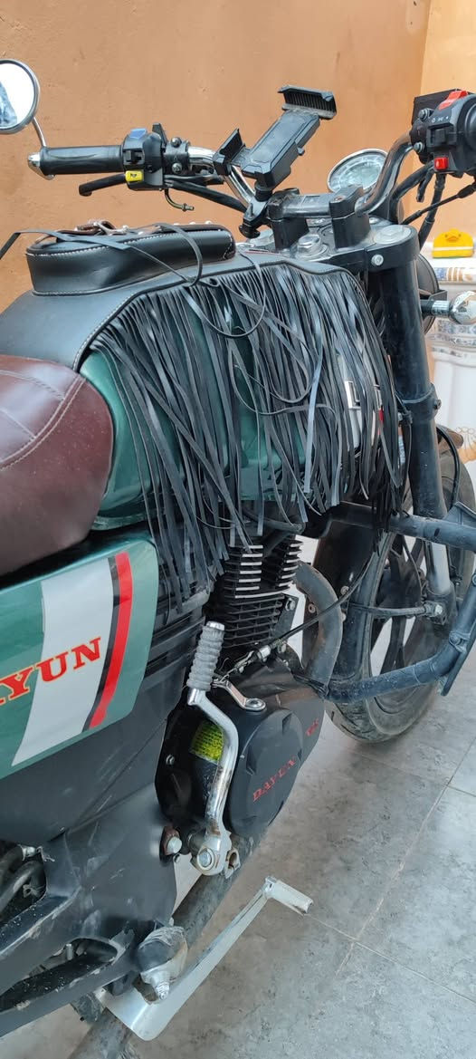 سلام عليكم  دايوان لايتي موديل 24 سكنر بصم تشغيل عن بعد مكفول من كلشي سعر وحد و نص وبيه مجال ***********
