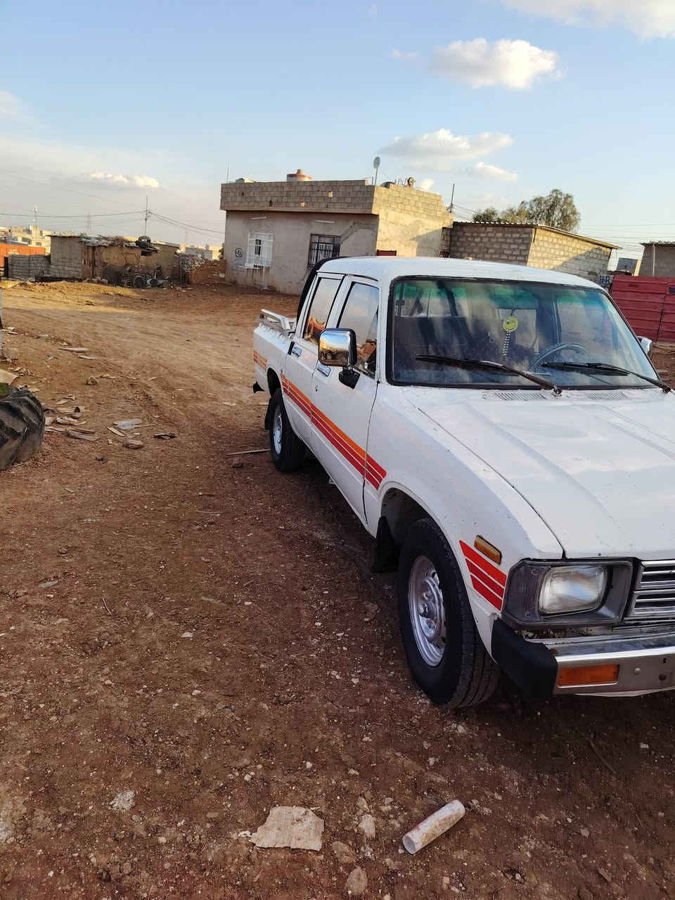 السلام عليكم بيكم للبيع موديل82رقم نينوه انكليزي شرط التحويل السعر 45 استفسار عل رقم ***********///***********
