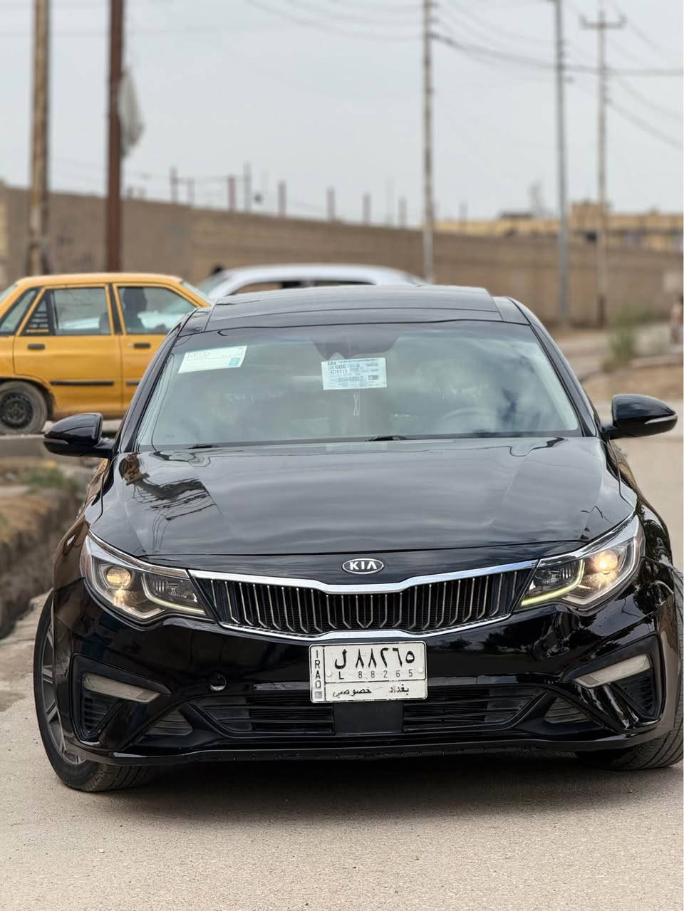 كيا اوبتيما وراد امريكي 2019 رقم بغداد تحويل ثاني يوم فول مواصفات كشن كهرباء بانوراما 3 وضعيات قياده اشاير بالمرايه 
حساس امامي حساس خلفي كاميرا دواره السياره جاهزه الاخير حبايه مابيها نقص مكينه وكير وحداديه وتخم تاير كفاله ماشيه 80 الف 
السعر 127 وبيها مجال بسيط حك جيه
مكاني ذي قار قلعه سكر 
التواصل والاستفسار 
*********** الحنينية, الجنوبية
