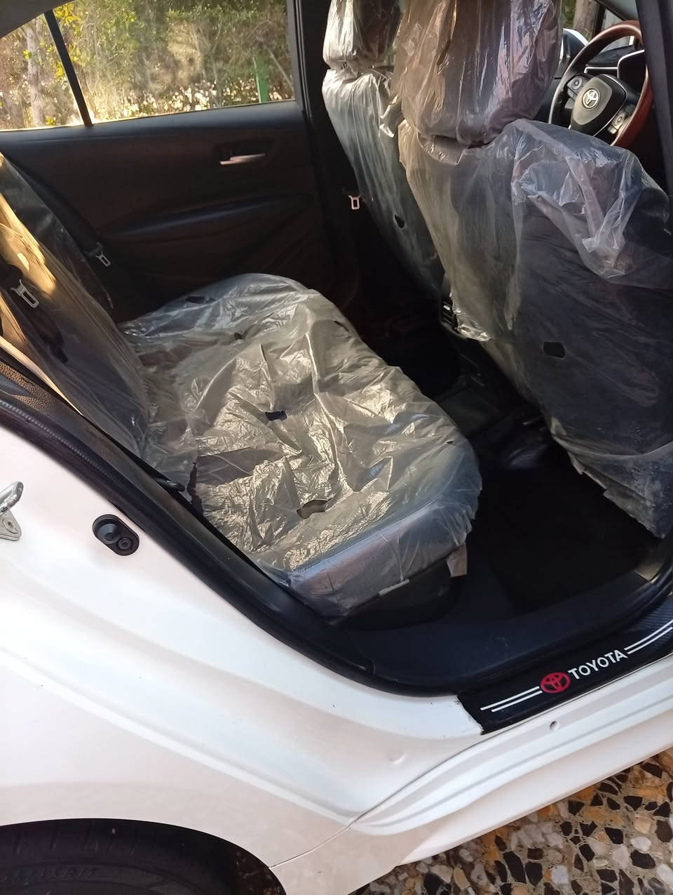 سلام عليكم  للبيع سياره كورولا موديل 2023
 شكل الأمريكي  تجميع صيني
‎المواصفات 

مكينه 1800 هايبرد شحن ذاتي 

سلايت 

كراسي جلد اصلي+ دركة جلد وحياكه  

 + تحديد مسار طريق + قيادة ذاتيه 

قرائة علامات الطريق المرورية

بصمة تشغيل + دخول ذكي  يدة الباب

هاندر بريك بصمة + اوتو هولد 

 بطاين بوب حياكه  مطرز 

كيجات ديجتل 

شاشه مسجل +تبريد بيانو + كامره خلفيه دوارة + كار بلي 

تبريد قطعتين 

لايت زينون عالي ناصي + بروجكتر لد زينون + لد صباحي زينون+ بكلايت لد 

 حساس اطار + حساس مطر + حساس لايت داينمك عالي ناصي اوتو 

ايفو مود + مود درايف + مانع انزلاق 

تحكم  الستيرن كامل مع كروس سرعه

 ايرباك عدد 10

ويل كب  حجم 16 

العنوان بغداد
***********
