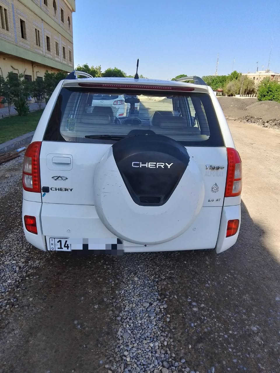 السلام عليكم للبيع تيگو موديل 2014 . محرك 2000 گير ميكانيكي . تبريد جاهز . فتحة . رقم أنگليزي . محرك گير تبريد كفالة . السيارة بيها خياسات تحت البيبان ومصلح كهربائيات جاهزة . العنوان واسط الكوت السعر 60 وبيها مجال . للأستفسار الأتصال على الرقم *********** غير متواجد على الخاص الأتصال على الرقم فقط وأسف على الأطالة
