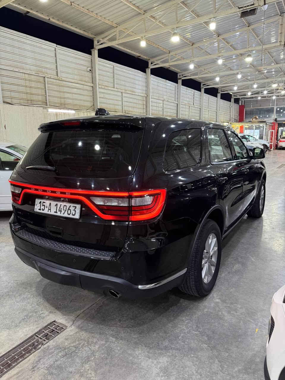 السلام عليكم 
دوج دورنكو امريكي 
موديل 2021 
فئه GT فول عده الفتحه 
محرك 6 سلندر 3600 
بدون حادث سرقه وجايه غراضها وياها 
كير ومحرك وصدر وتايرات كله بشرط جاهزه من كلشي 
مكانها بغداد الاعظميه ***********
سعرها 225 ورقه ارخص من الجارجر بغداد, العراق
