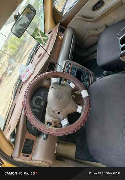 سلام عليكم سمند للبيع ٢٠١١ إب اسمي تحويل ثاني يوم مصفره رقم نكليزي مميز كير مكينه خير من الله صدر خلفي تعبان أمامي ٨٠٪ السياره حلوه ونضيفه العنوان بغداد الطالبيه *********** السعر 33 وبيه مجال السياره يرادله ترتيب  كماليات
