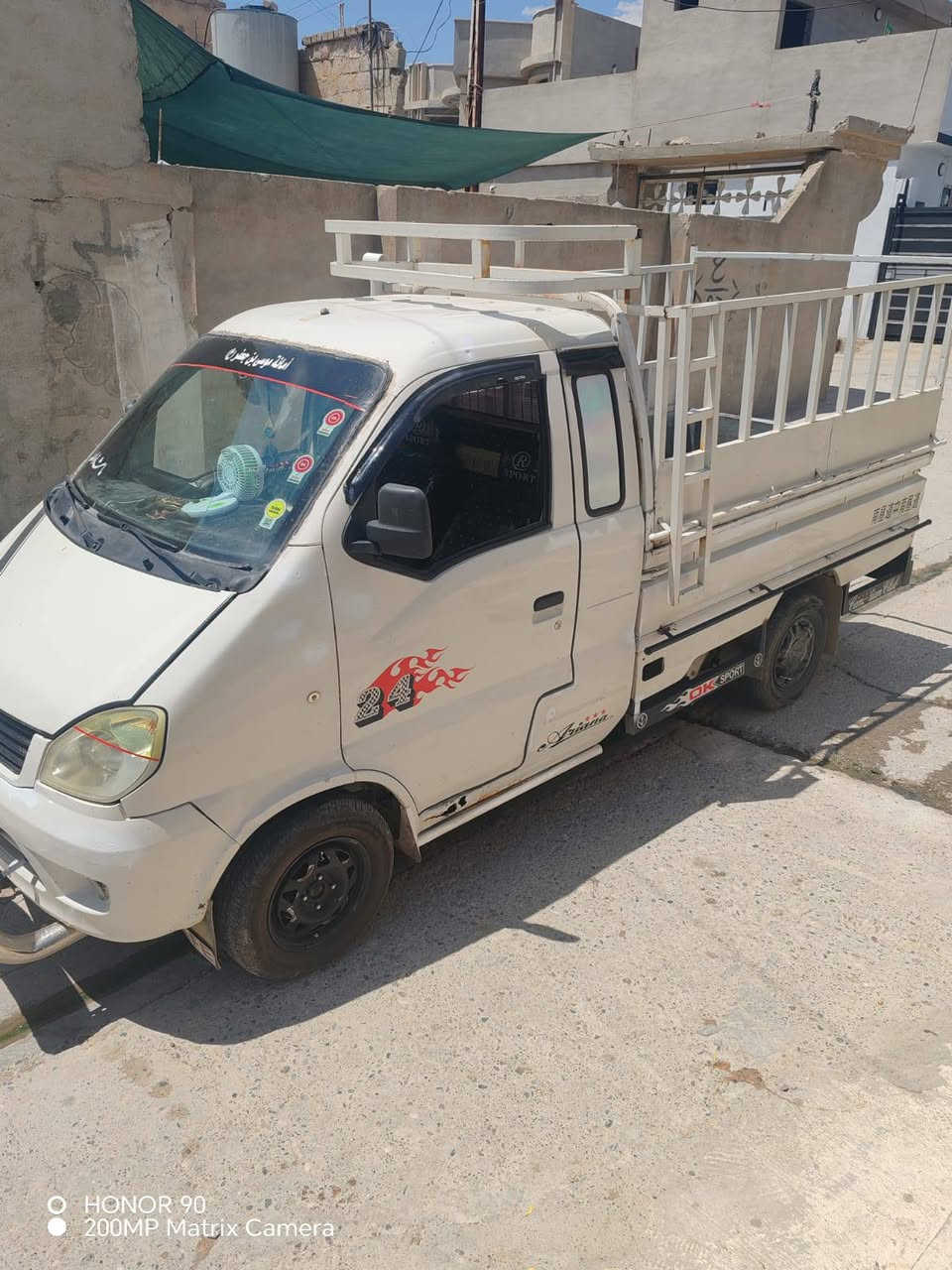 للبيع هانفي سعر 24 ورقه وبيها مجال تايرات جدد كشنات وغرفتها مغلفه تغليف جديد شاصي حداديه جديده للاستفسار اتصل بالرقم ***********
