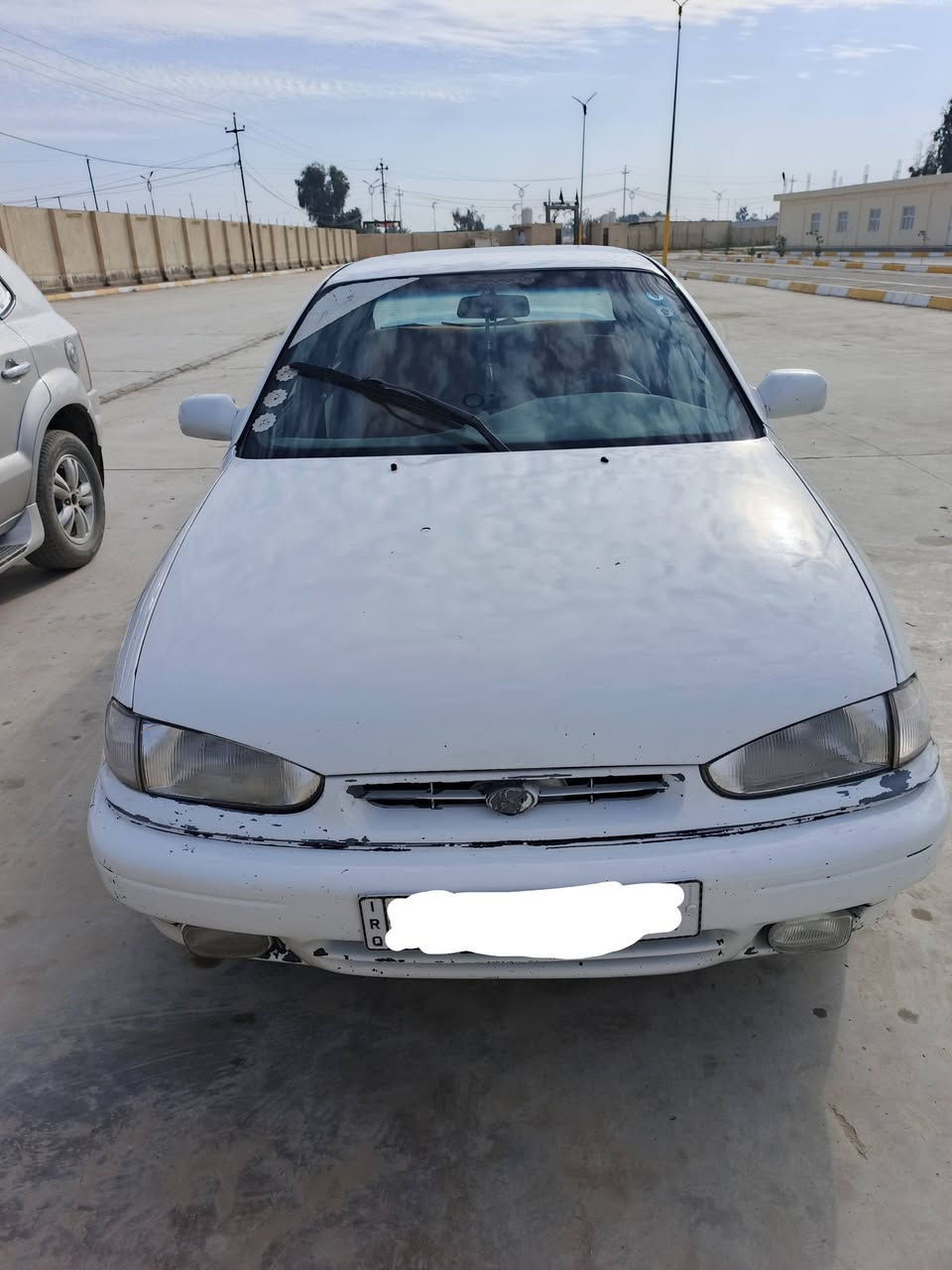 النترا 93 
سنوية لل 29
تبريد شرط ثلج 
هزه جديده 
 فرممات عالبلاد , مكينه مسكر لاصرف ولا تبخير گير أوتو 
...... مراوس بسوناتا 2 او سيفيا نضيفه مع الفرق 
مكاني قرب مديرية المرور العامه... 
***********
