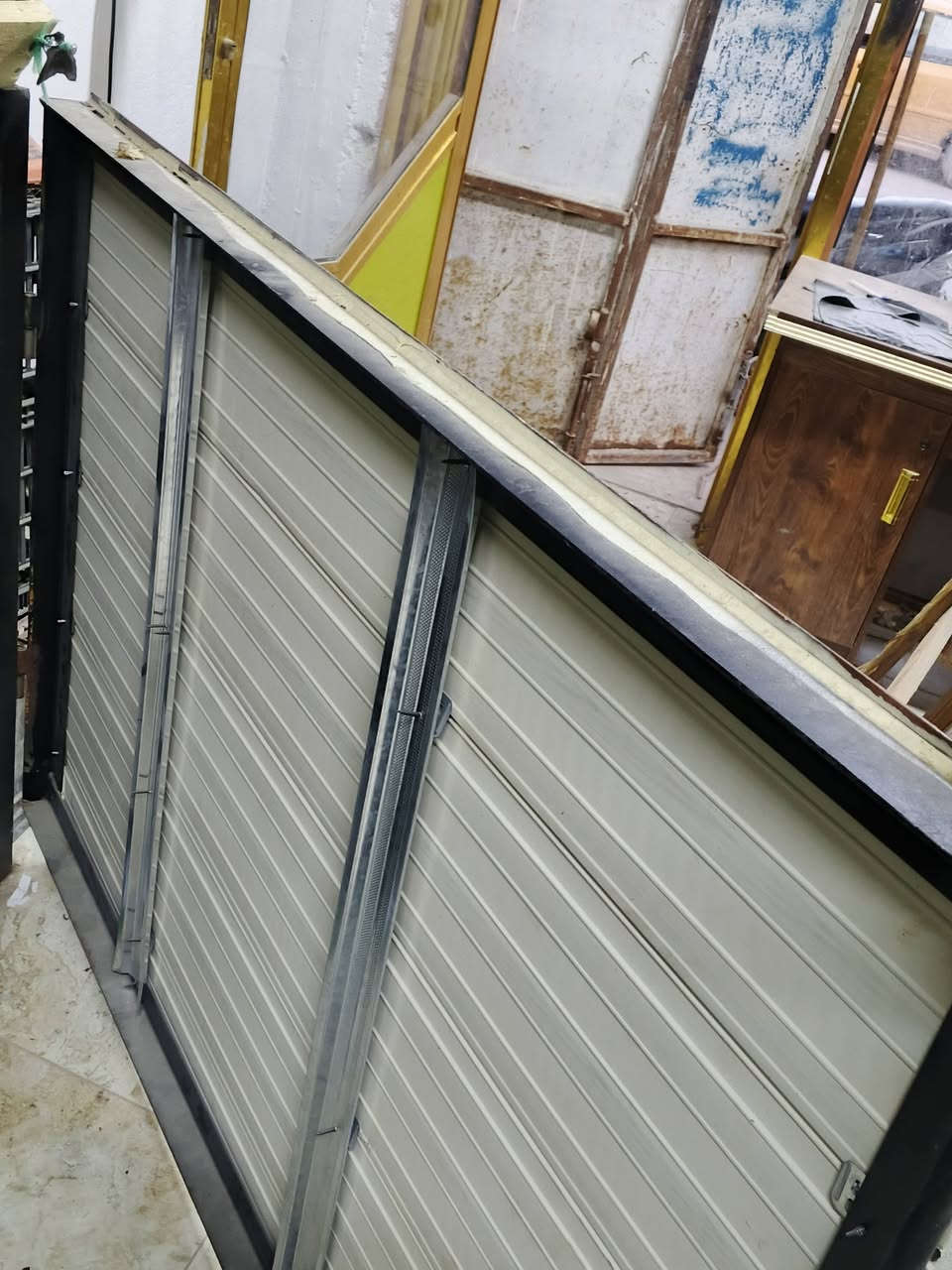السلام عليكم معرض مال فواكه كامله وجاهز من كلشي حلو مرتب مثل ما بصوره 
سعره ،850الف وبي مجال 
البصرة ابي الخصيب ***********
