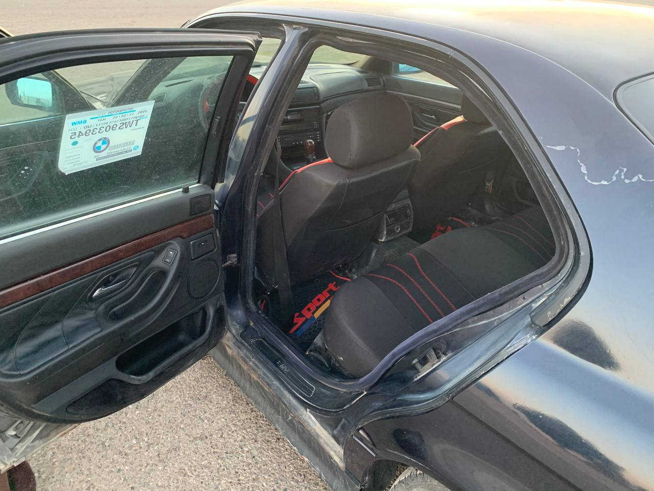 BMW E38
موديل 1997 محرك 4.4 V8 
كير تبترونك ٣ وضعيات قياده كلها شغاله
كلها تعرف مواصفاتها الكاسحها الجنايه يعرفوها 
لايت متحرك داينمك
زارع عدسات 500$ اتحدى كاسحه بيها هيج لايت رهن عليها
بطاين كلها جديده حاويه بعدهن مثل ماموضح بالصوره كلهن بكلبساتهن شركه 
سماعات كلها جديده 
دوشمتهاةجديده 
كشنات ميكانيك كلها شغاله ومكيرزه جديد ونضيف لان مسوي ادامه عليها 
جنطه شفط شغاله 
مابيها لا زلغ ولا چطلات ولا هاي الامور التعبانه كلها بلاد يم المكينه 
تخم ويل كامل يخبل تايرات نص عمر 
بكلايت كله شغال 
صدر ٨٠ بالميه نضيف 
سيتره صرفت عليها الله شاهد هواي كلش 
مروحه جديده واتر بم جديد رولات جديده دبة راديتر جديده 
مي اخضر زيتي اصلي حماوه ثابته شته صيف 
تبريد ثلج الله يشهد شرط بالطريق تطفي من البروده  مانقصها شي كل الاناره داخليه شغاله بيبان وسقف ونفاضات جاهزه من كلشي سنويه بسمي رقم انكليزي  شرط التحويل 
السعر 65 ورقه
للاستفسار واتساب ***********
للاتصال ***********
