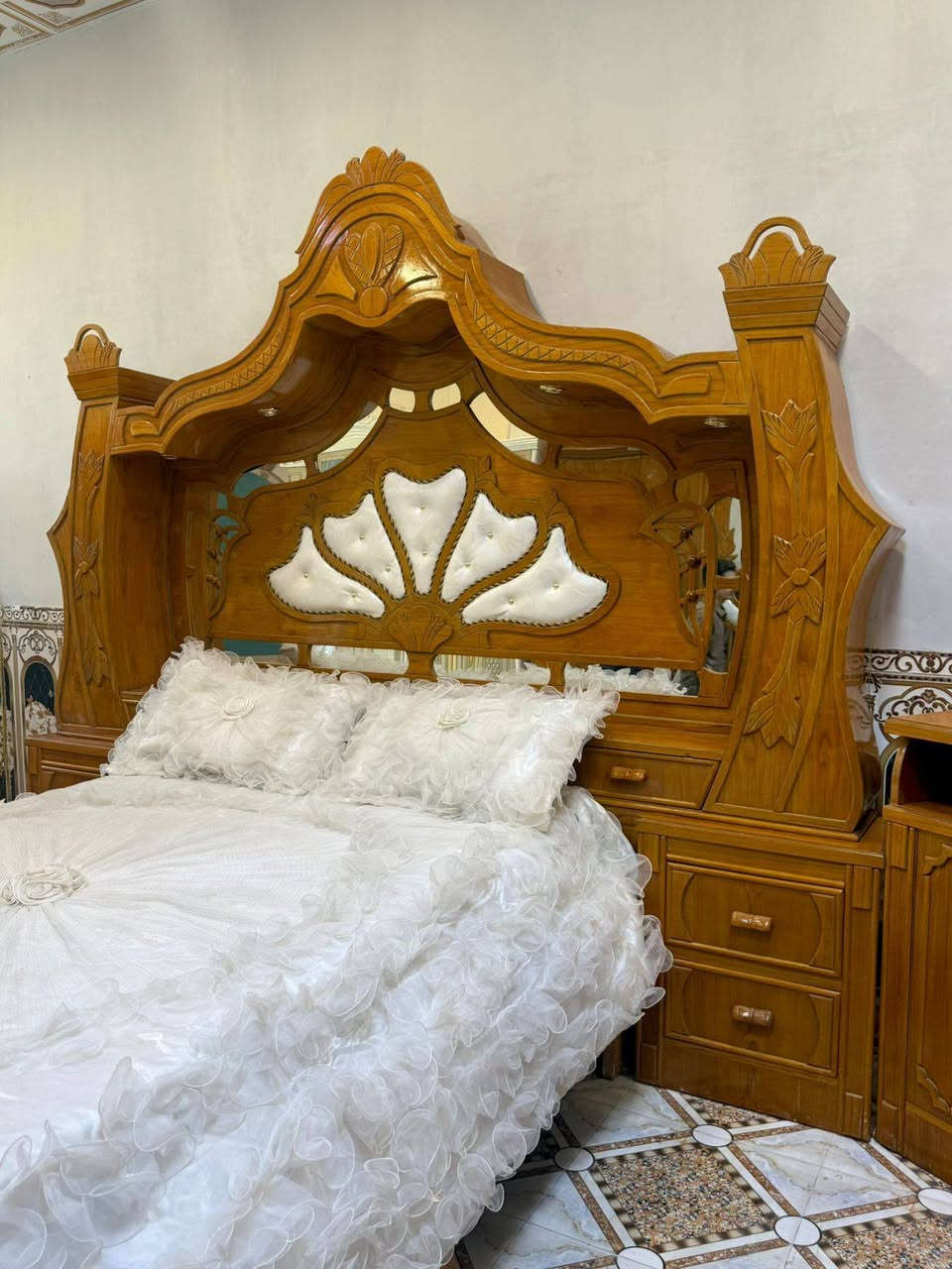 السلام عليكم غرفة نوم حطاطه الدرجه الاولى مستخدمه 15 خشب ثقيل ضهر جرجوبه تصميم توج موديل حديث الغرفه حيل نضيفه عنوانه الرمادي التأميم
الاستفسار اتصال أو خاص
*********** الرمادي, الأنبار
