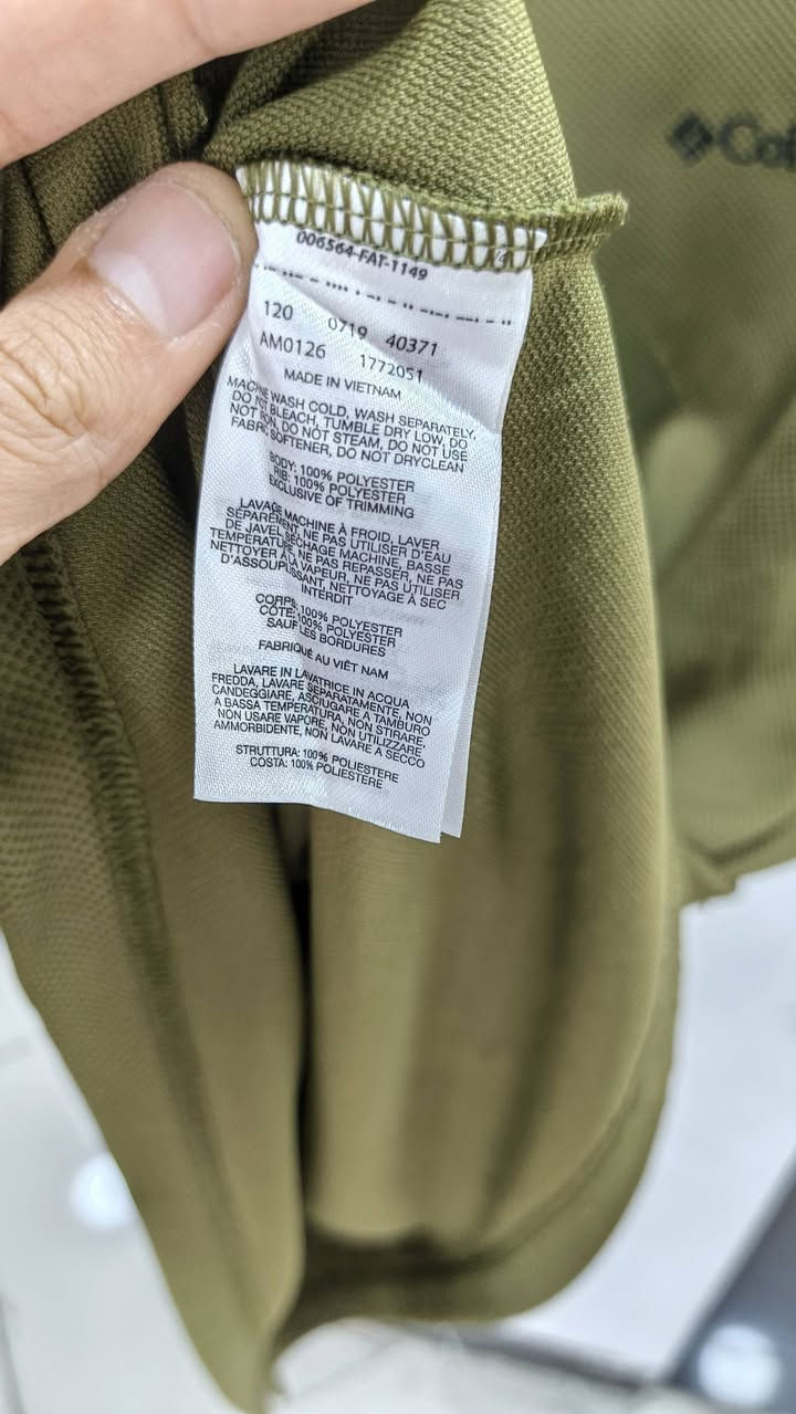 تيشيرت وكالة ماركة COLUMBIA
نظافة 💯  غير مستخدم
قياس 2XL
عرض التيشيرت 77 سم
السعر 20 الف
متوفر توصيل 5 🚗


**إذا كنت صاحب هذا الإعلان وتريد حذفه لأي سبب، رجاءا أرسل رسالة إلى الدعم الفني**