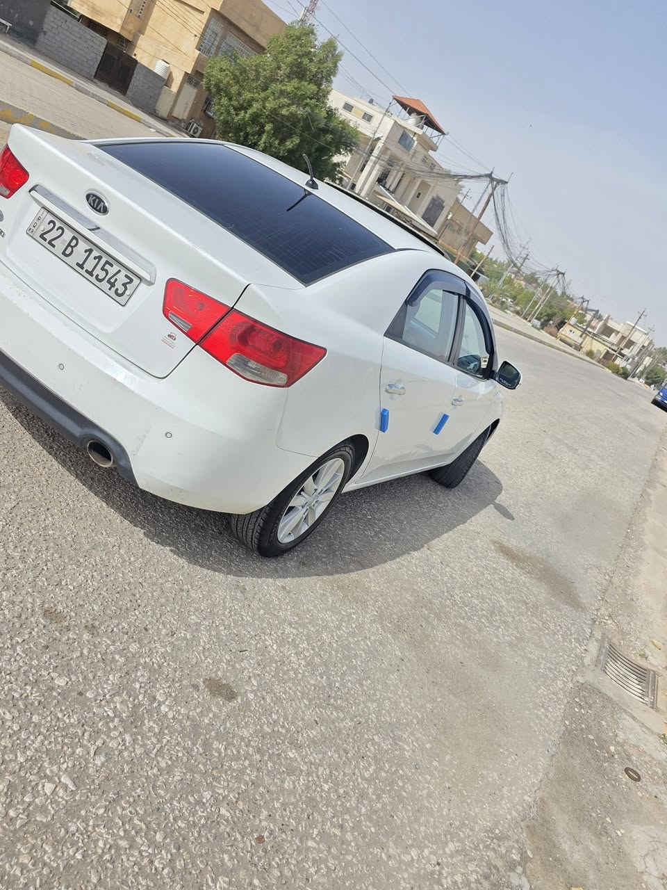 السلام عليكم سيراتو 13  بسمي  رقم اربيل تريد تحول تريد وكاله فول فتحه تحكم جهتين 4 دسك مكينه 1600 السياره جاهزه تبريد حديد تخم تاير   قطعتين اكليل السعر 104 الرقم ***********
