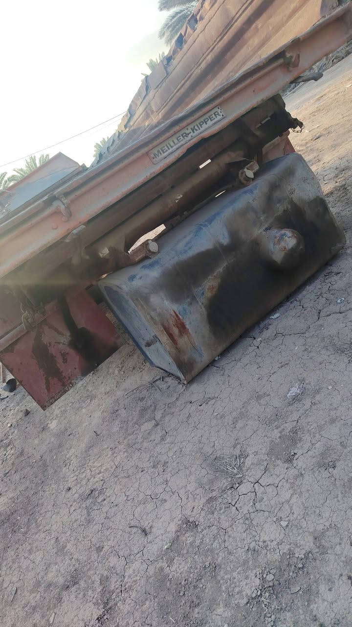 بدي للبيع مكانه حله للاتصال ***********
السعر 10 ورقات
