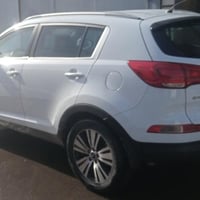 سبورتج 2015 خليجي مكينه دوش  السونار موجود  السياره خير من الله اي نقص...