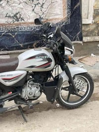 بوكسر 2022  رقم بغداد بأسمي تحويل مباشر  الدراجه كلش نضيفه ومعتني بيهه...