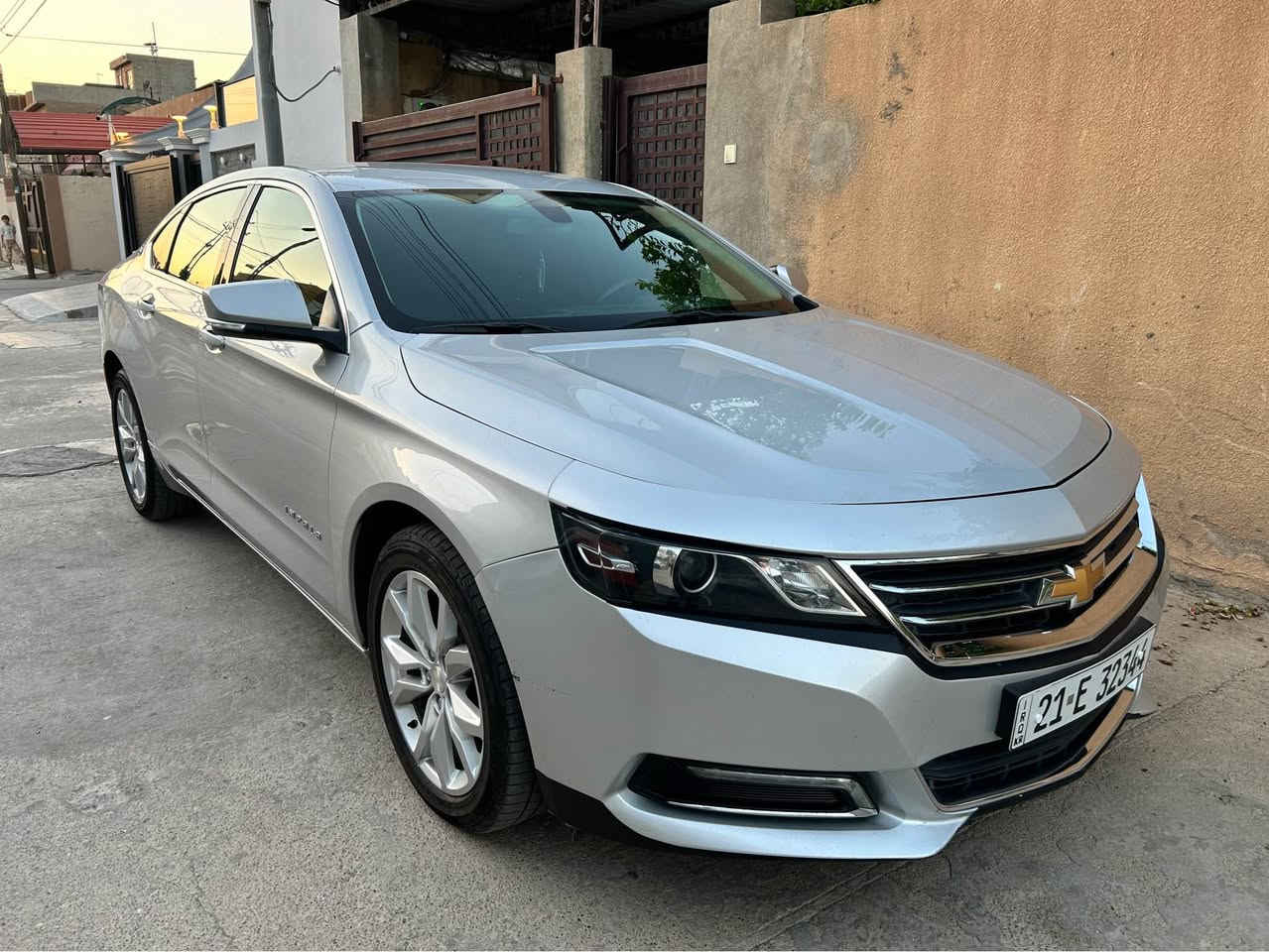 امبالا 2019 محرك 4 2.5كلين ماشيه 185000 كم فقط مكانين بيه تعديل بارد اقل من شبر 
مواصفات 
بصمه 
بيبان بصمة 
تشغيل عن بعد 
مانع التزحلق 
اوتو استوب 
شاشه 
قاصه 
كشن جلد مطعم 
تبريد قطعتين 
تحديد سرعه 
شاشه اعطال 
اي استفسار *********** كركوك, العراق
