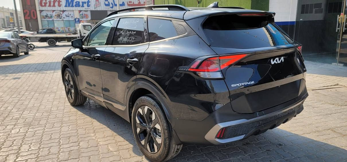 من الامارات الان 
تم الشحن الى العراق 
كيا سبورتج 2024 عداد زيرو 
السعر 150$ مع رقم شهداء واصل جميع المحافضات جاهزه فقط ضريبه على المشتري
مكاني بصرة المشراك *********** وات ساب فقط

