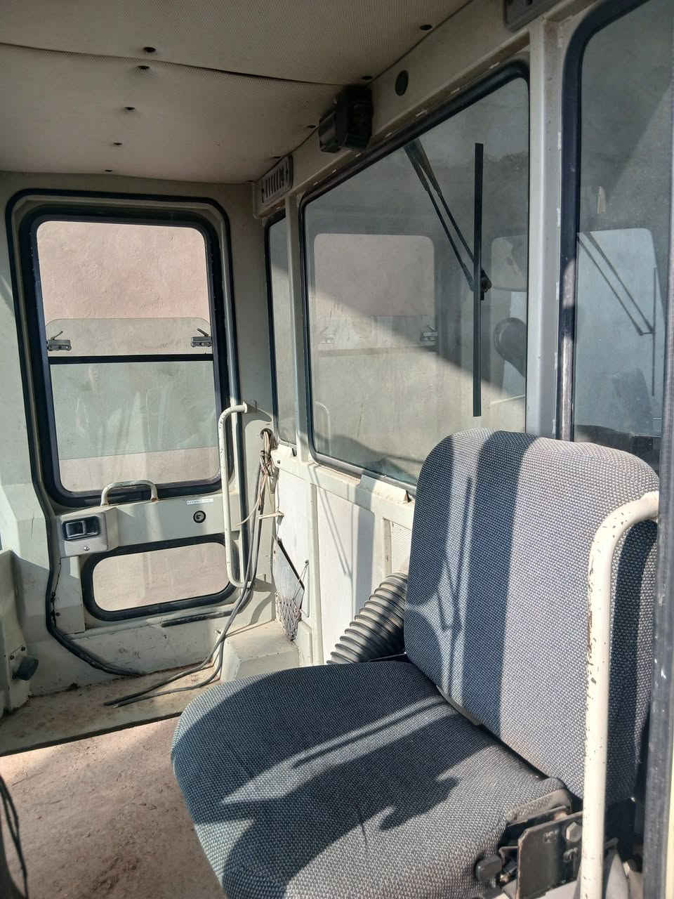 للبيع قماره جديد شركه تعليمية  اتصال او*********** او*********** سعر ٥٠ ورقه وبيه مجال
