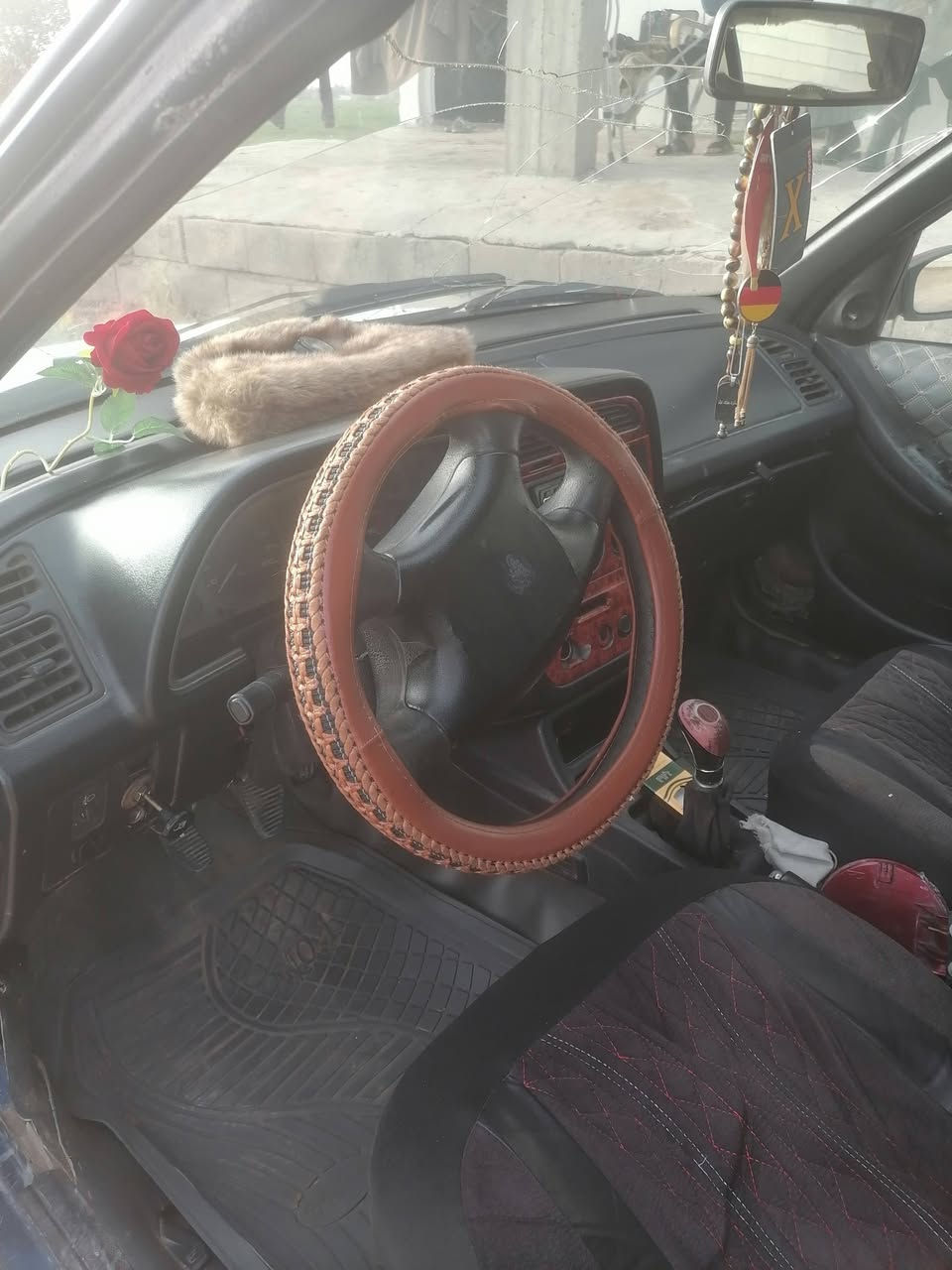 سلام عليكم بيجو 306 كير محرك رقم بغداد حره
تايرات جديد
صدر امامي خلفي جديد
كهربائيات شغاله
مكانه العلم قريه سمره
الرقم ***********
