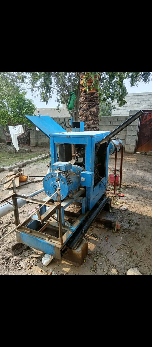 السلام عليكم مولد دويز ٢ بستم لمبرديني للبيع مكفول عام ١٠ كيفي السعر ١٠ وبي مجال المكان واسط  الزبيدية  ***********
