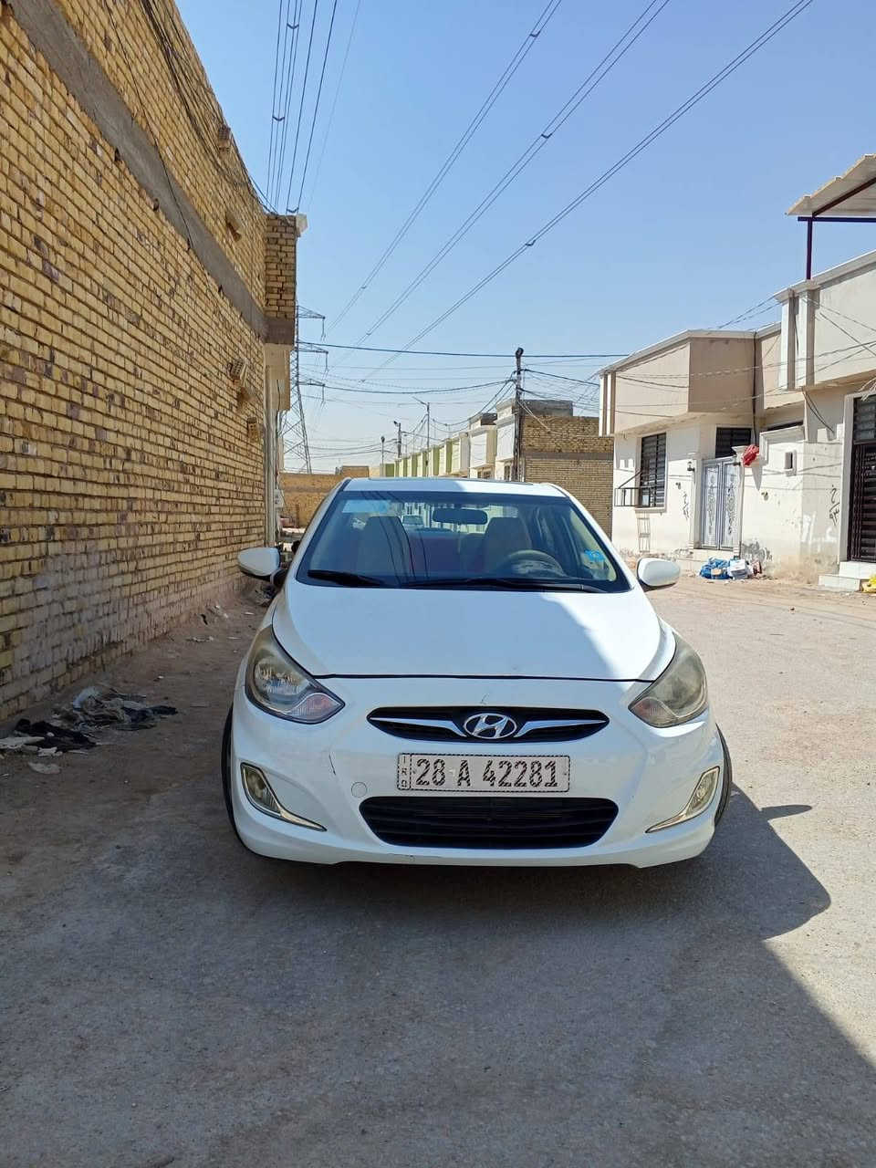 سيارة اكسنت مديل 2015 جاهزه من كلشي تبريد تخم تاير حداديه محرك كير بيه باردات بصيط بل بنيد شبر ودحجه بل باب رقم نجف نكليزي جديد مصفره غرامات جاهزه سياره خير من الله سعر 95 وبيه مجال قليل كلش ال سفسار ***********
