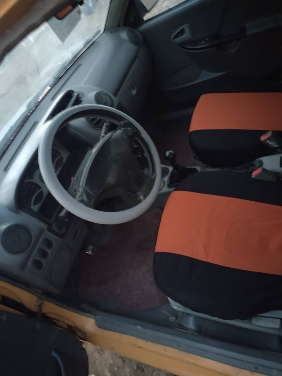 السلام عليكم
سايبا للبيع 2013
شواصي مكفوله
محرك وكير مكفوله
غرامات وهيا مصفره
السياره تراياه حلو كلش تجي تفحص وتاخذ بيه بارد قليل
سعر 32
*********** اتصال واتساب
