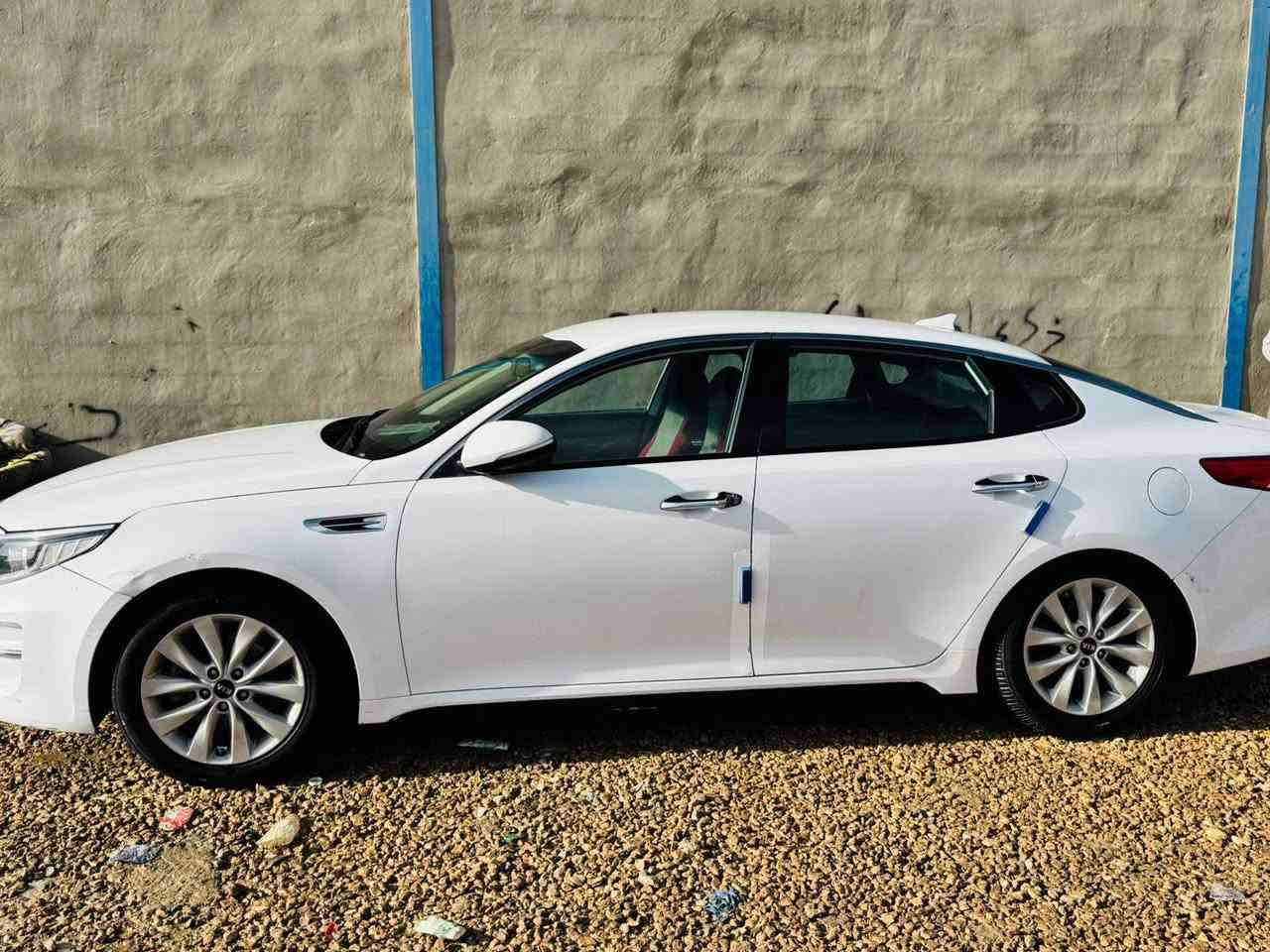 اسلام عليكم  سيارة للبيع او مراوس حسب القناعة العنوان الدوانية سيارة نضيفة امريكي استفسار  عل اتصال ***********
