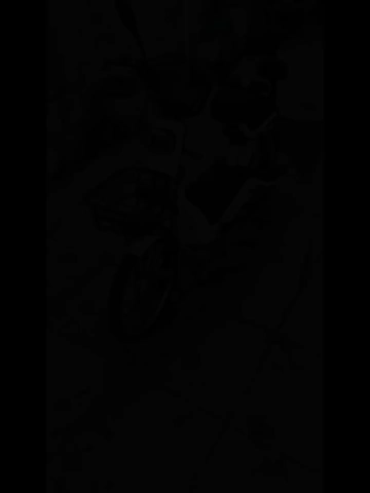 السلام عليكم...
‎باسكل شحن للبيع. 
‎
‎⚙️ المواصفات والأداء:
‎- اللون ابيض 
‎- السرعة القصوى: 80 كم/ساعة (حقيقية).
‎- نظام القيادة: 4 سرعات مختلفة
‎- موديل 2025  (أكبر حجم متوفر! (قياس 24)).
‎- البطاريات: طقم 5 بطاريات اصليه (60V / 32A).
‎- الأمان: جهاز إنذار ضد السرقة + قفل التاير الخلفي + قفل السرج والبطارية.
‎- الشاشة: شاشه دجتل نظام الحديث لعرض (السرعة، المسافة، مستوى الشحن، وكشف الأعطال).
‎- مرايات2وياها
‎- ملف 1200
‎
‎🌟 الإضافات والرفاهية
‎- الإطارات: حجم كبير مع ويل كب مميز.
- ‎سلة أمامية واسعة.
‎- بايدر مساعد (يعمل على شحن البطارية أثناء القيادة).
- الاضاءة: نظام LED (نهاري، ليلي، إضافي، وخلفي)
+ اضاءة ترحيبيه ❤
‎- التحكم: تشغيل عن بُعد (بصمة)، مفتاح نوعين 🔑،
‎- شاحن سريع!
‎- ستاند موبايل 
‎- سماعات بلوتوث
‎- بايدانات
‎
‎💰 السعر: 420 وبي مجال.
‎للأستفسار والطلب: اتصل على الرقم أو المراسلة واتساب.
‎📞 رقم الهاتف: ***********
‎📍 العنوان: كربلاء المقدسة
