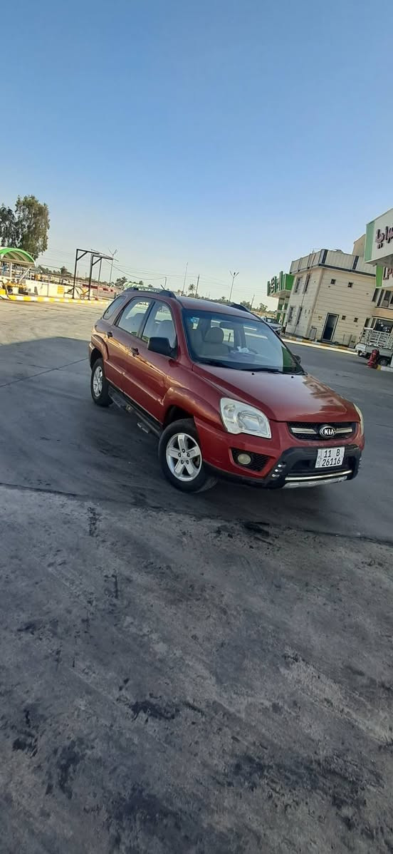 سبورتج موديل 2009خليجي مكينه 2000دوش سياره بلاديه مابيها قطره صبغ كير محرك ع شركه منضومه تبريد جديده تخم تاير جديد صدر امامي خلفي ترايها زيرو بيها رصعات بصيطه رقم بغداد نكليزي بسمي تحويل ثاني يوم سياره مال جناي وبالعافيه ع ياخذها سعر 103وبيها مجال مكاني بغداد الدوره 

***********
