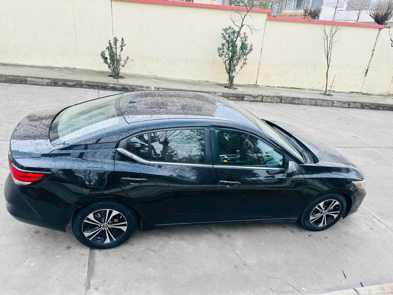 السلام عليكم ئه م نيسان سنترايه بوفروشتن موديلي ٢٠٢٢ ره نگي ره شه ي قه ترانه مواصه فات SVيه و به س سلايت و جلد نيه سه ياره كه بوياخ به س بونيتي بوياخه و سارديشي نيه زور جوان و خاوينه ارباكي سوكان و به رده ته قيوه و بيلاد دا نراوه ته وه بي كيشه يه سه نه وي و ره قم زينكه ي هه موي تازه تا ٢٠٢٩ 
سه ياره كه تايه و كيرو مه كينه و هه موو تازه يه و راداري بيش و دواي و هه موو ئيش ده كات بلادي زور جوانه 

له سليمانيم سعري ١٣٠ كه لايه و مه عامه له يه كي كه مي تيايه 

زماره ي ته له فون *********** واتسابيشي له سه ره 

هه موو شتيكم نوسيوه براي من 

كي موشته ريه ته له فون بكات 

جوابي كوميت ناده مه وه السليمانية, العراق
