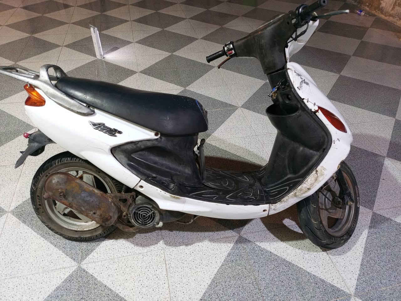 للبيع السعر 450وبيهة مجال اتصل 7770765613


**إذا كنت صاحب هذا الإعلان وتريد حذفه لأي سبب، رجاءا أرسل رسالة إلى الدعم الفني**