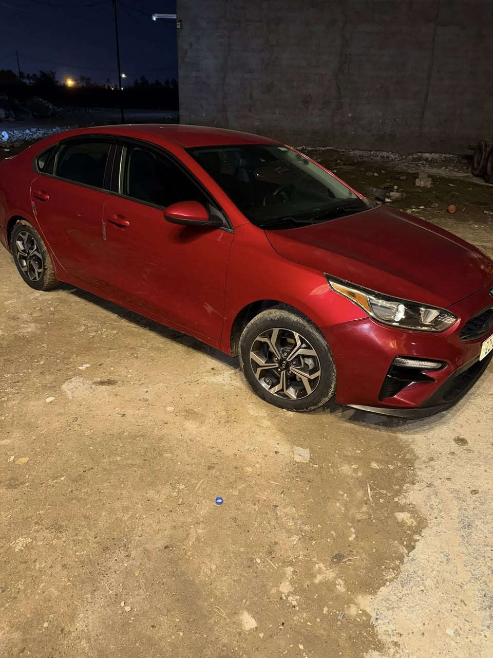 كيه فورتي للبيع موديل 21 بدون يرباك حادثه خفيف سعر 133 مكاني بغداد تاجيات ***********
