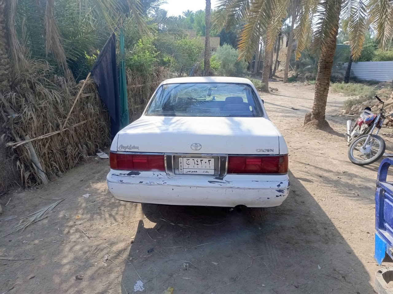 سلام عليكم سيارة كراون ارنب فحل طويله لون ابيض موديل 95 سياره مكفوله من الكصه ونقل جثه وكير ومكبنه بيها خيط بخار من الصالنصه بس ترايك 3سنوات شرط شاصي جسر مكفول سياره مصبوغه جماليه بدون دواخل سياره تريد ترتيب دواخل السعر 55وترهم مراوس  مكان السياره محافظة الديوانية قضاء الشاميه الاتصال  ***********ادمن وافق
