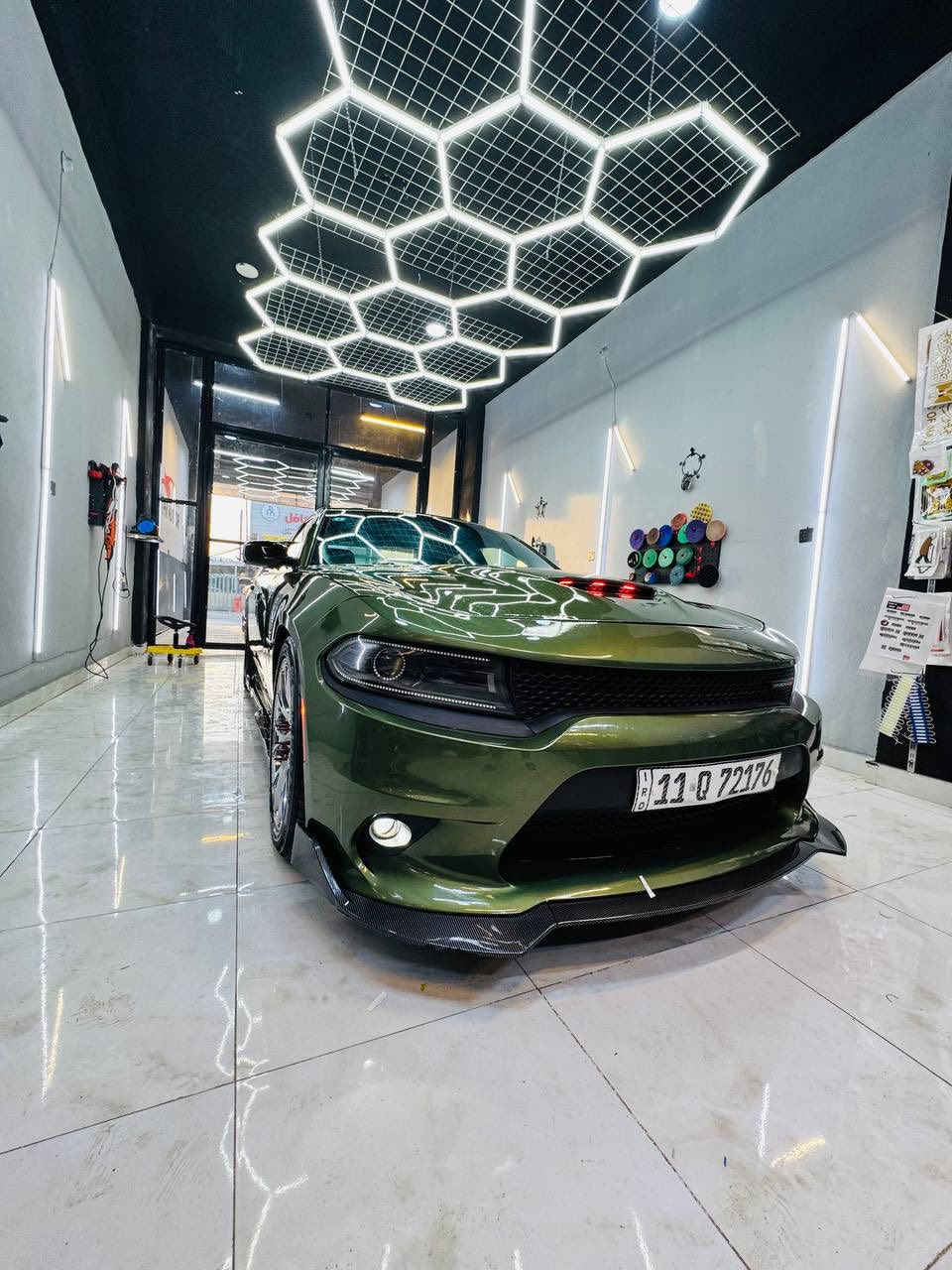 السلام عليكم سعر بلاش ماكو بكل العراق 219 قفل قفل مستعجل عل بيع 
جارجر 2022 Rt 5700 سوبر تراك باك 
بدون ايرباك بجم كبس ماشية 20 الف فقط 
السيارة زيرو شركة حجرات وسطيات كله بلاد 
الحادث بابتين ونص جاملوغ فقط بدون دواخل بدون ايرباك 
*فجوج بريمبو 
*كشنات حضن كنتارة
*LED متغير زرع 
*LED داخلية 
لايت زينون 300$ 
دوسات كاربون فايبر ولحية كاربون فايبر 
دفيوزر + سبايدر 
وهواي تفاصيل بيها 
العنوان ديالى الخالص هبهب 
 متوفر واتس ***********
